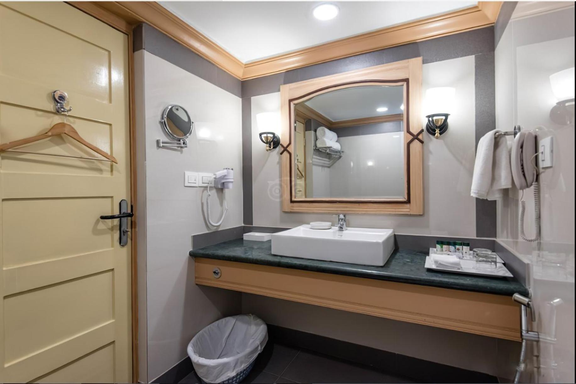 Fortune Resort Sullivan Court, Ooty - Member Itc Hotels' Group Extérieur photo