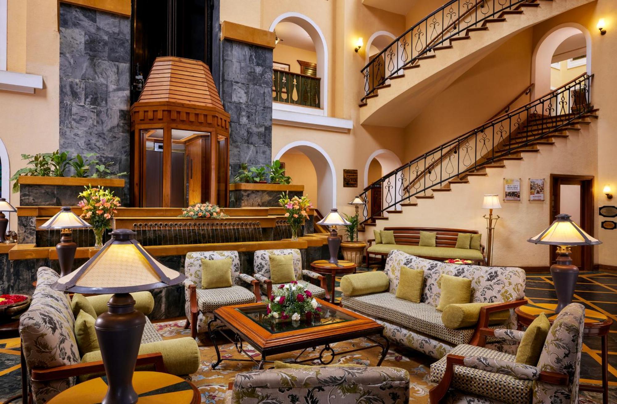 Fortune Resort Sullivan Court, Ooty - Member Itc Hotels' Group Extérieur photo